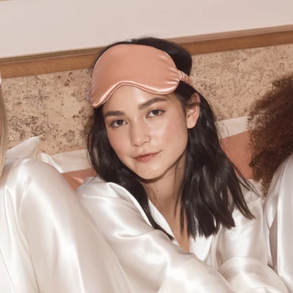 SLIP SILK EYE SLEEP MASK IN ROSE GOLD NEW NO BOX - Picture 1 of 8